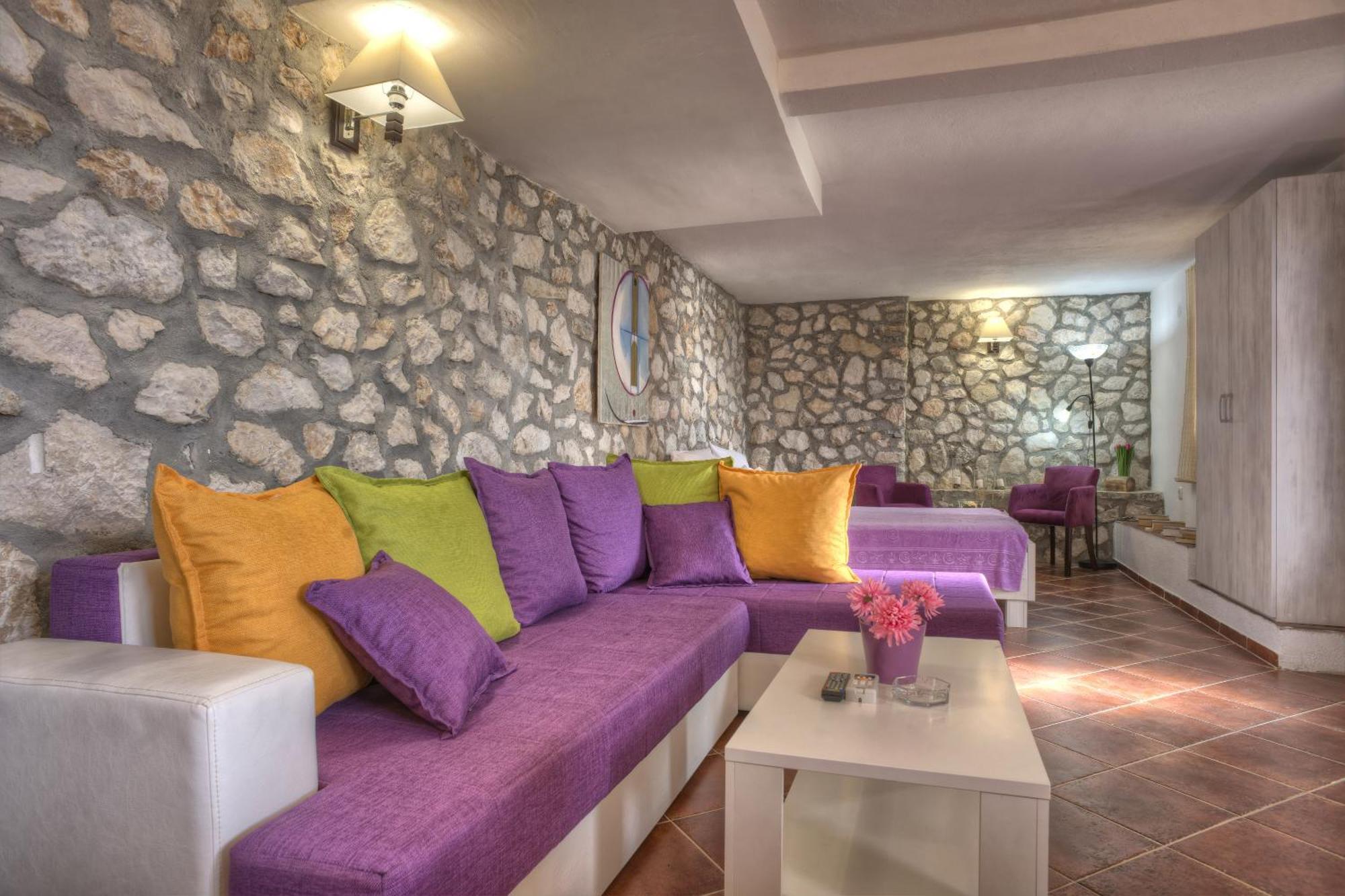 Harmonia Bungalows & Pool Sveti Stefan Room photo